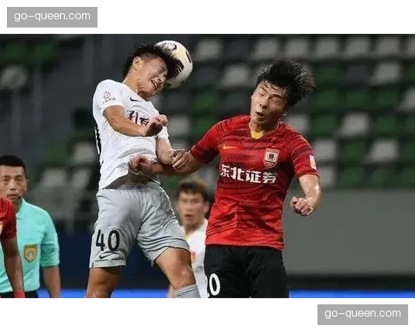 战术板:解析河南队五后卫体系如何在防守端限制长春亚泰 战术板:解析河南队五后卫体系如何在防守端限制长春亚泰